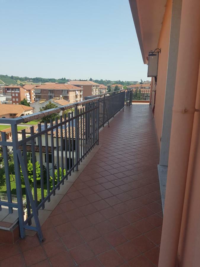 Appartamento Panoramico Nizza Monferrato Luaran gambar